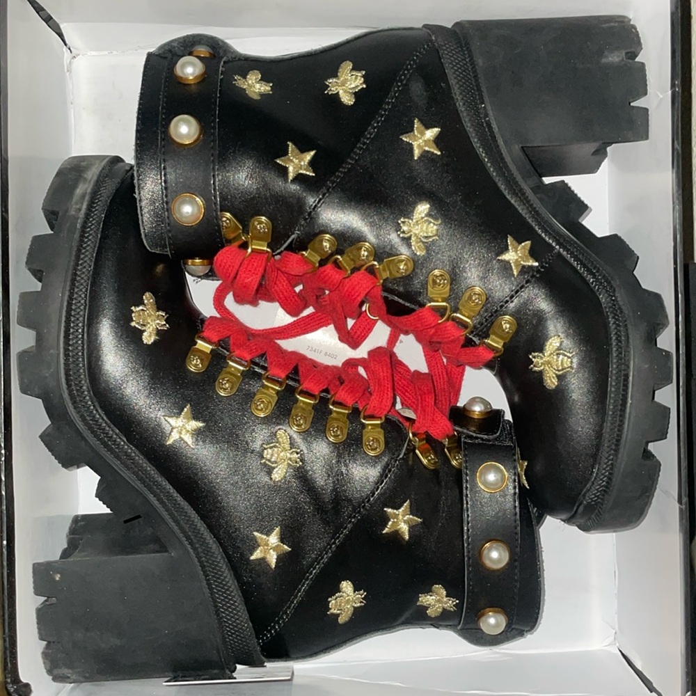 Women’s Gucci heal boots